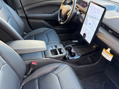 New 2025 Ford Mustang Mach-E Premium image 15