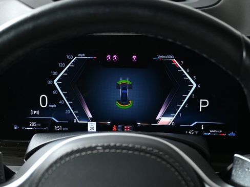 Certified 2023 BMW X7 xDrive40i w/ Executive Package image 20