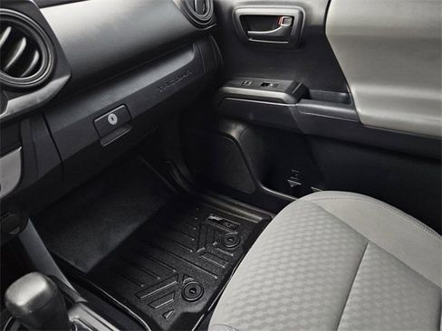 Used 2020 Toyota Tacoma SR image 25
