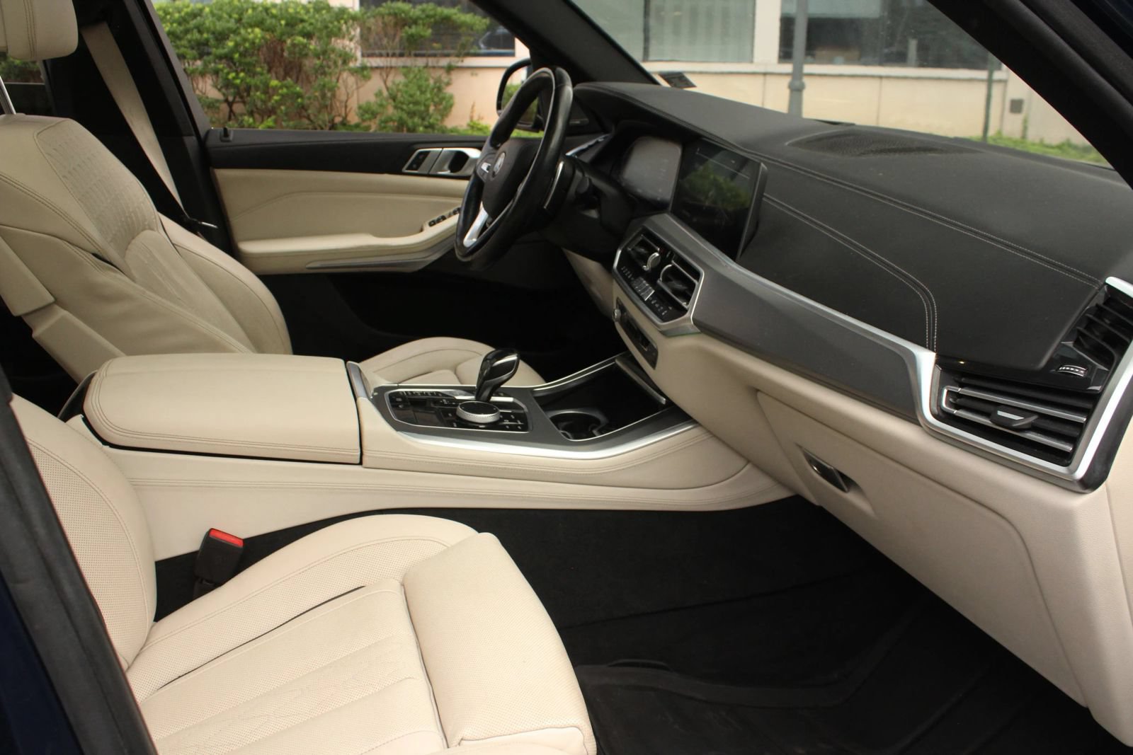 Used 2019 BMW X5 xDrive40i w/ Executive Package AWD/4WD image 28