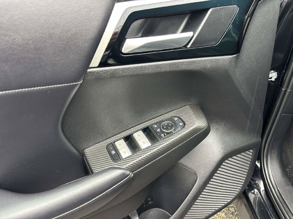 Used 2023 Mitsubishi Outlander Ralliart AWD/4WD image 14