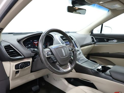 Used 2019 Lincoln Nautilus Reserve AWD/4WD image 15