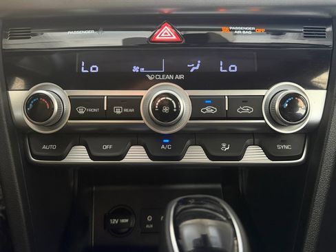 Used 2020 Hyundai Elantra SE w/ Cargo Package (C1) FWD image 28