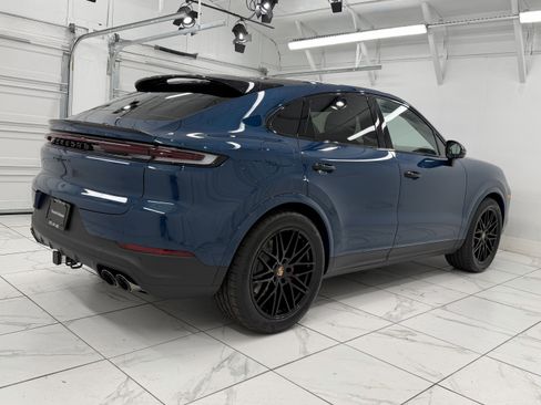 New 2026 Porsche Cayenne S image 11