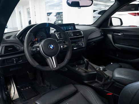 Used 2017 BMW M2 image 18