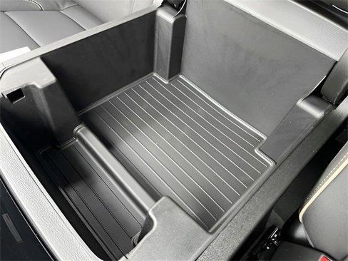 New 2026 GMC Yukon Elevation image 23