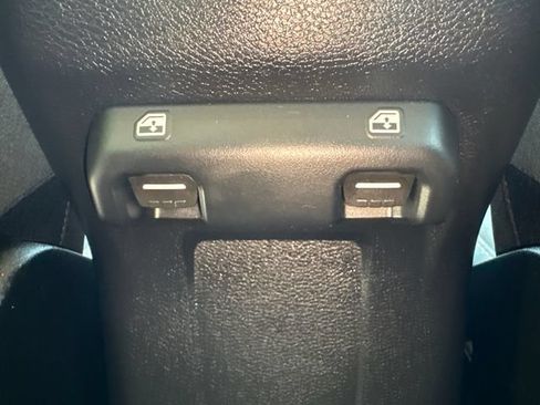 Used 2024 Jeep Gladiator Overland AWD/4WD image 15