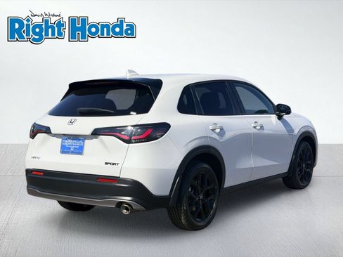Certified 2024 Honda HR-V Sport image 8