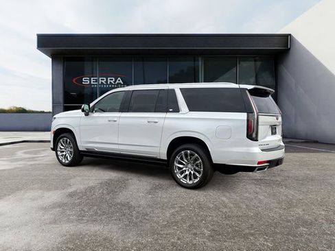 Certified 2024 Cadillac Escalade ESV Premium Luxury Platinum w/ Heavy-Duty Trailer Package AWD/4WD image 3
