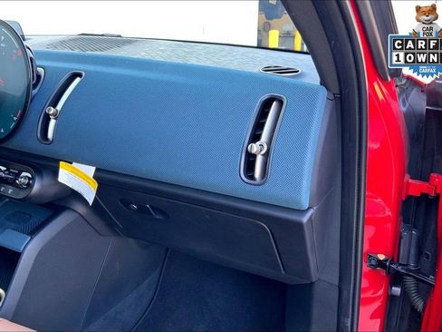Certified 2025 MINI Cooper Countryman S w/ Comfort Package Max image 16