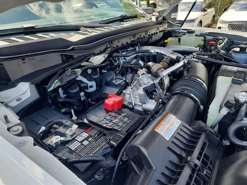 New 2025 Ford F350 Lariat w/ Lariat Ultimate Package image 12