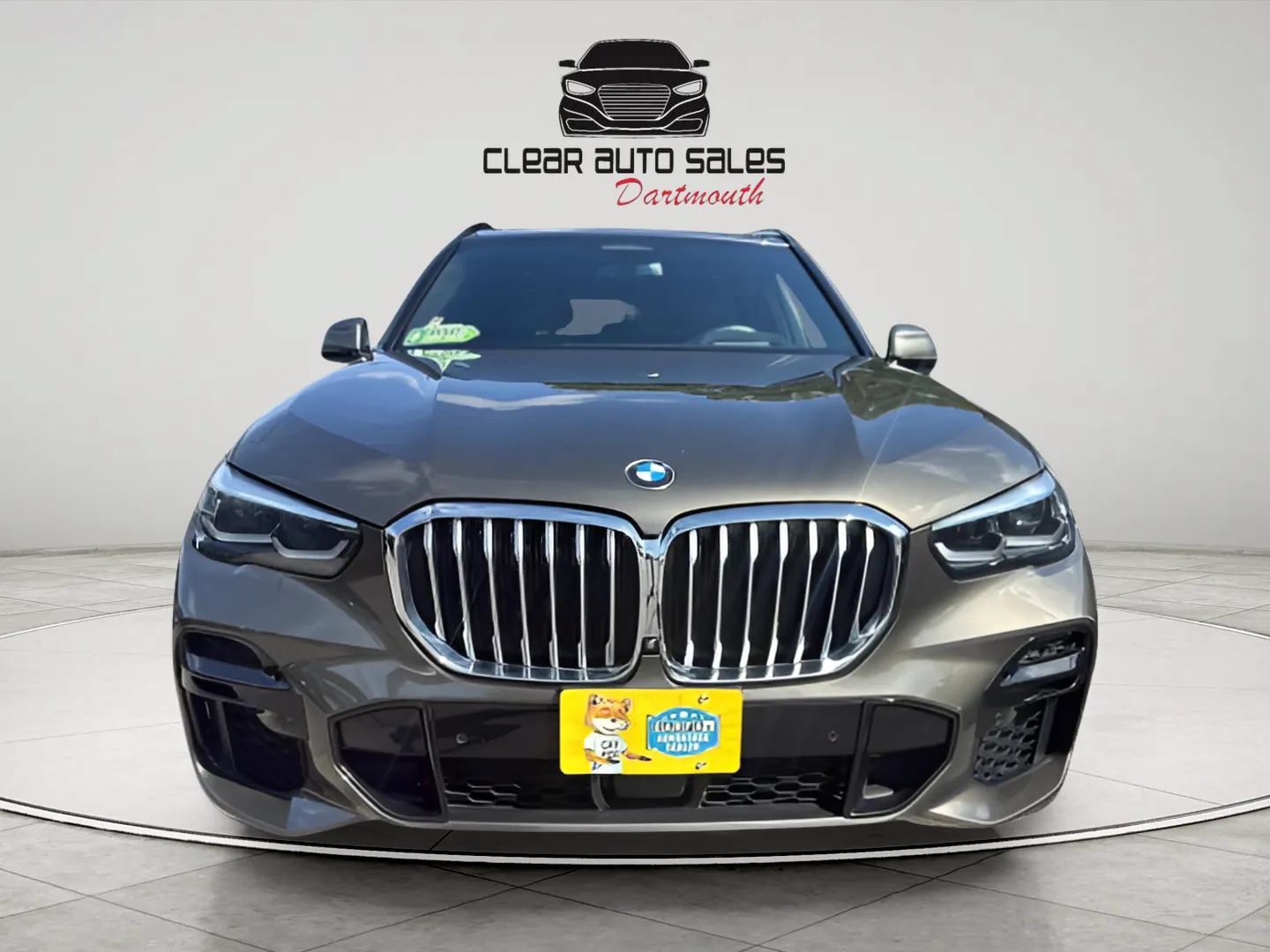 Used 2023 BMW X5 xDrive40i w/ M Sport Package AWD/4WD image 3