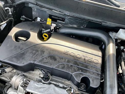 Used 2025 Chevrolet Equinox LT w/ Convenience Package II image 34