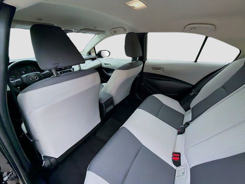 Used 2024 Toyota Corolla LE image 23