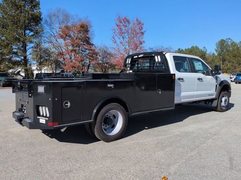 New 2025 Ford F550 4x4 Crew Cab Super Duty image 4