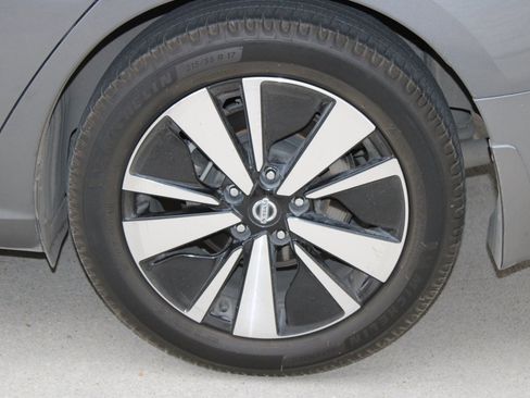 Used 2021 Nissan Altima 2.5 SV image 26