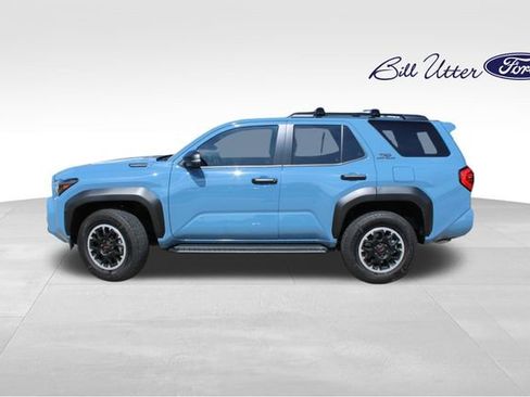Used 2025 Toyota 4Runner TRD Off-Road Premium w/ Tow Technology Package image 8