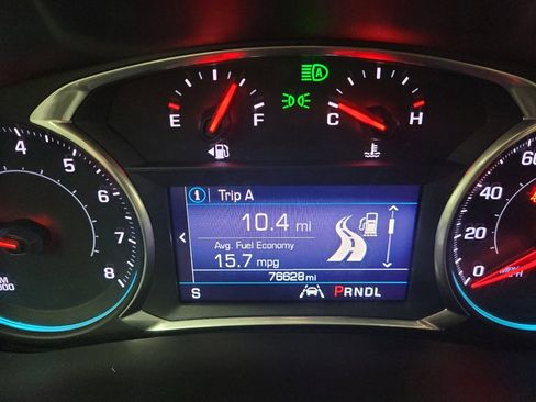 Used 2021 Chevrolet Equinox LT FWD image 23