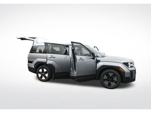 Used 2026 Hyundai Santa Fe SE image 37