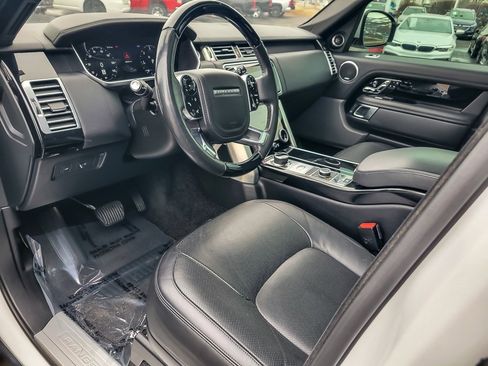 Used 2020 Land Rover Range Rover HSE image 9