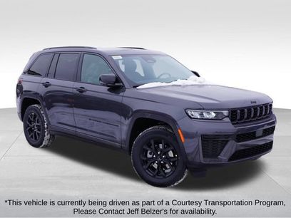 New 2026 Jeep Grand Cherokee Altitude