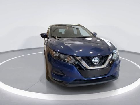 Used 2020 Nissan Rogue Sport SV w/ All-Weather Package AWD/4WD image 3