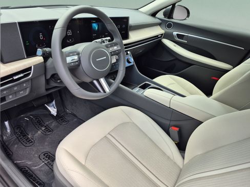 New 2026 Hyundai Sonata SEL FWD image 17
