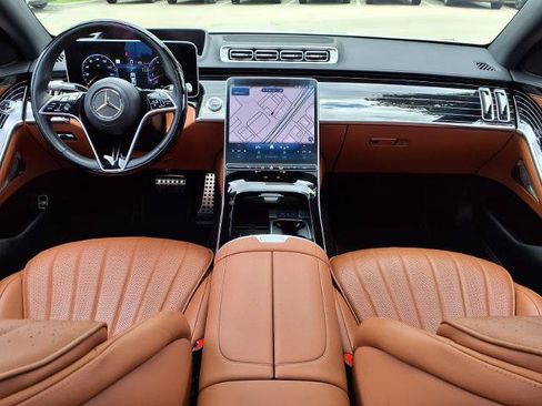 Used 2023 Mercedes-Benz S 500 4MATIC image 4