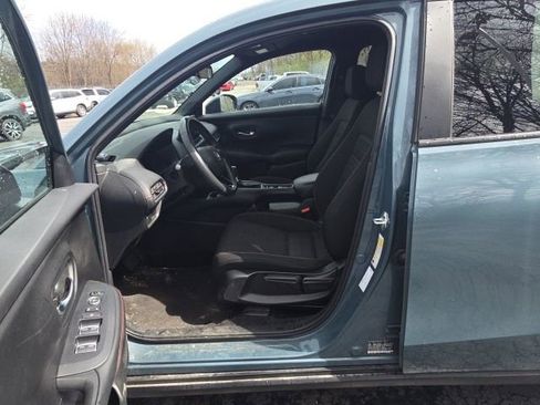 Used 2024 Honda HR-V Sport image 8