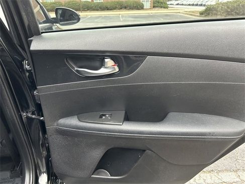 Certified 2023 Kia Forte GT-Line w/ GT-Line Technology Package image 20