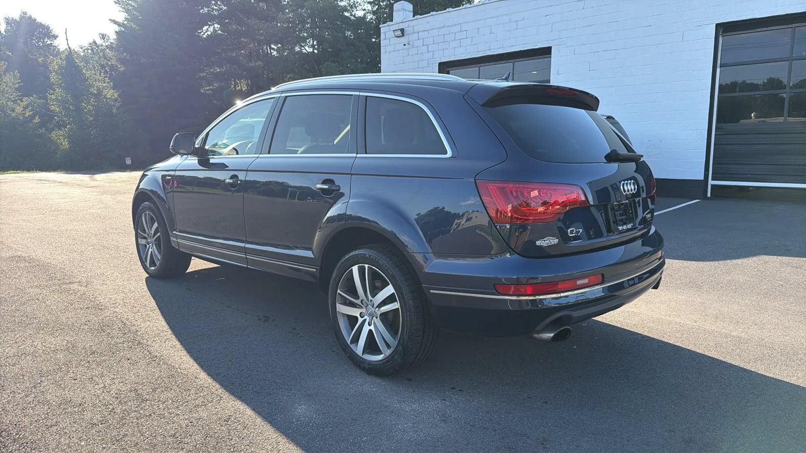 Used 2015 Audi Q7 3.0T Premium Plus w/ Premium Plus Package AWD/4WD image 3