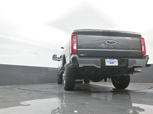 New 2026 Ford F350 XLT w/ FX4 Off-Road Package image 31
