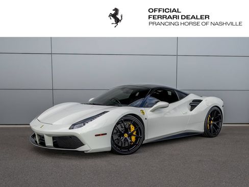 Used 2018 Ferrari 488 GTB RWD image 1