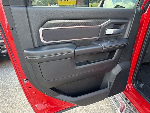 Used 2026 RAM 2500 Big Horn AWD/4WD image 22
