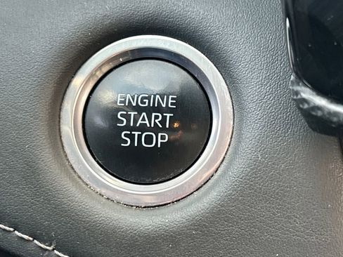 Used 2024 Toyota Highlander XSE image 20