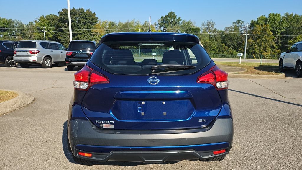 Used 2018 Nissan Kicks SR FWD image 15