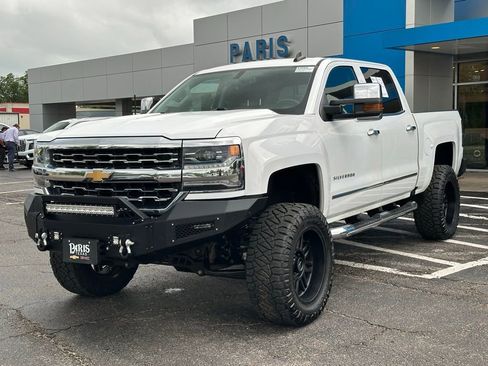 Used 2018 Chevrolet Silverado 1500 LTZ w/ LTZ Plus Package image 3