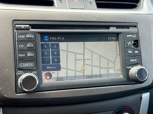 Used 2014 Nissan Sentra SR w/ Premium Package image 15