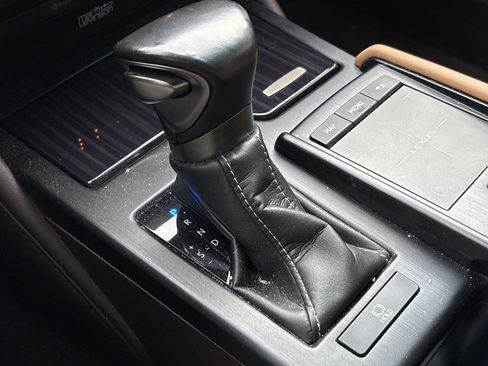 Certified 2019 Lexus ES 350 Luxury image 26