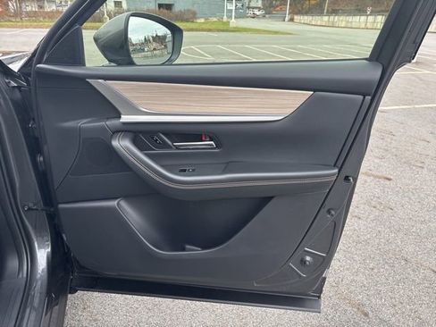 Used 2025 MAZDA CX-90 3.3 Turbo w/ Preferred Package image 10