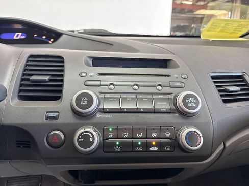 Used 2010 Honda Civic DX-VP image 14