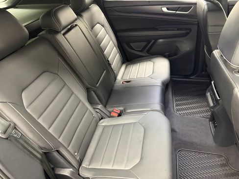 Used 2024 Volkswagen Atlas Cross Sport SEL R-Line AWD/4WD image 44