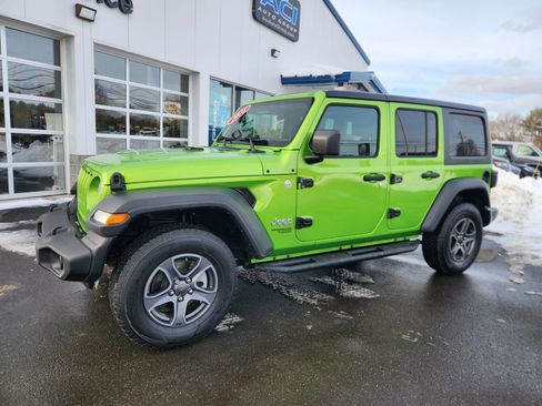 Used 2018 Jeep Wrangler Unlimited Sport S image 4