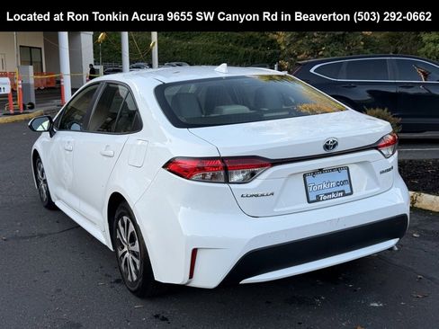 Used 2022 Toyota Corolla LE image 6