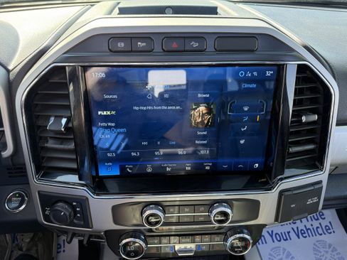 Used 2022 Ford F250 XLT w/ XLT Value Package AWD/4WD image 19