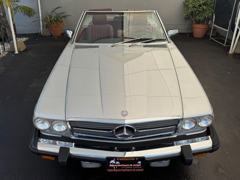 Used 1987 Mercedes-Benz 560 SL image 6