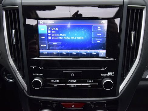 Used 2019 Subaru Forester Premium image 17