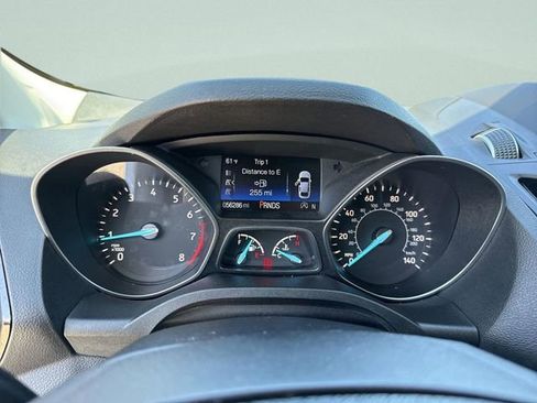 Used 2017 Ford Escape Titanium image 42