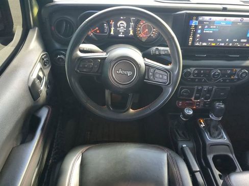 Used 2024 Jeep Wrangler Unlimited Rubicon image 14