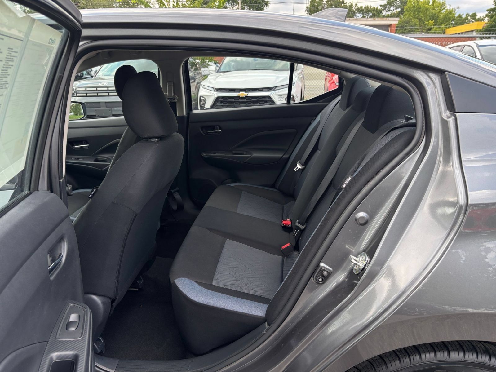 Used 2025 Nissan Versa SV FWD image 24